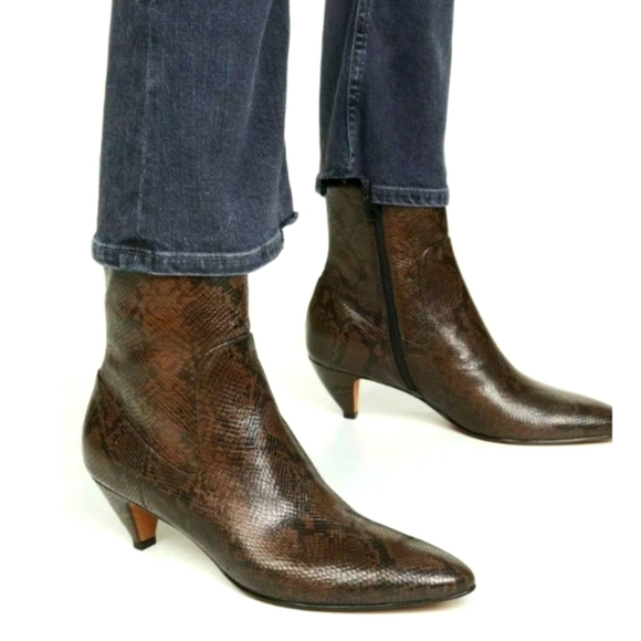 NWOT Vince Meta Cognac Kitten Snake Skin Italian Leather Bootie Pointed Toe 10 - Picture 2 of 14